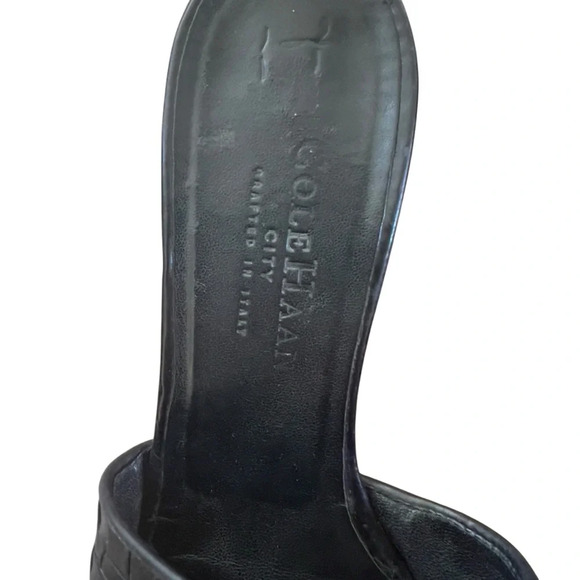 Cole Haan City Crafted in Italy Woven Black Leather 3 inch kitten heel - Picture 3 of 8